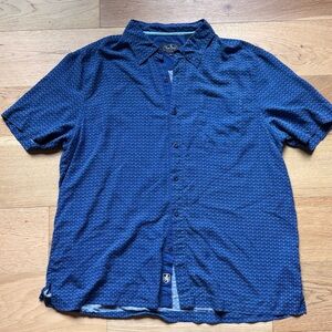 Nat Nast Men's Navy Casual Button Down Shirt 100 % Silk